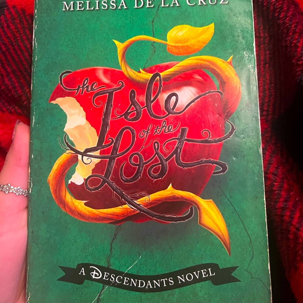 The Isle of the Lost Disney Descendants Book